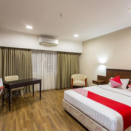 Capital O 769 City Hotel Balikpapan  Exterior foto