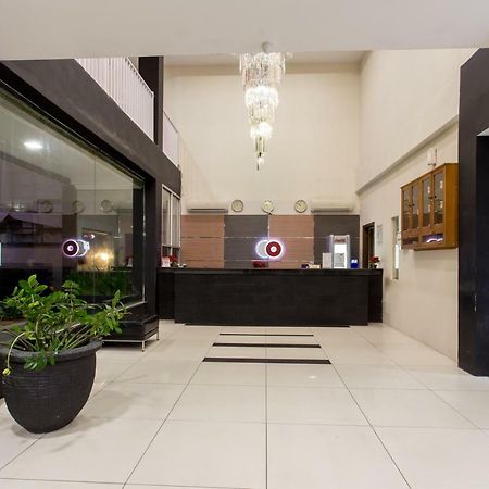 Capital O 769 City Hotel Balikpapan  Exterior foto