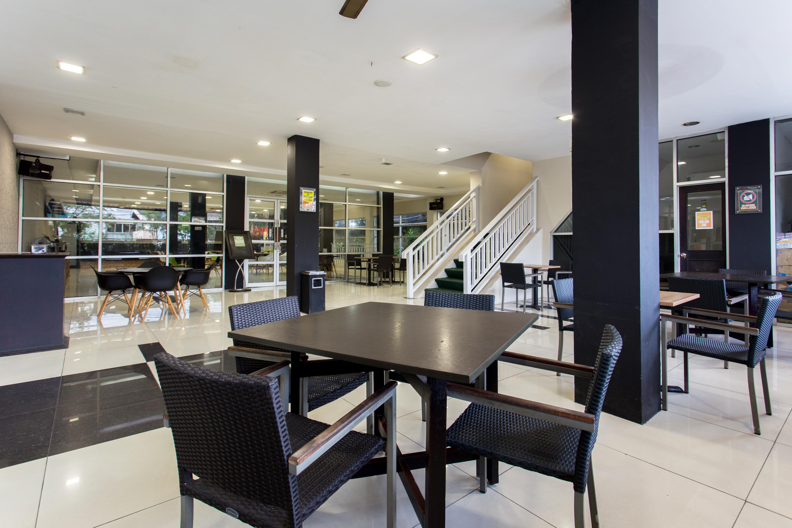Capital O 769 City Hotel Balikpapan  Exterior foto