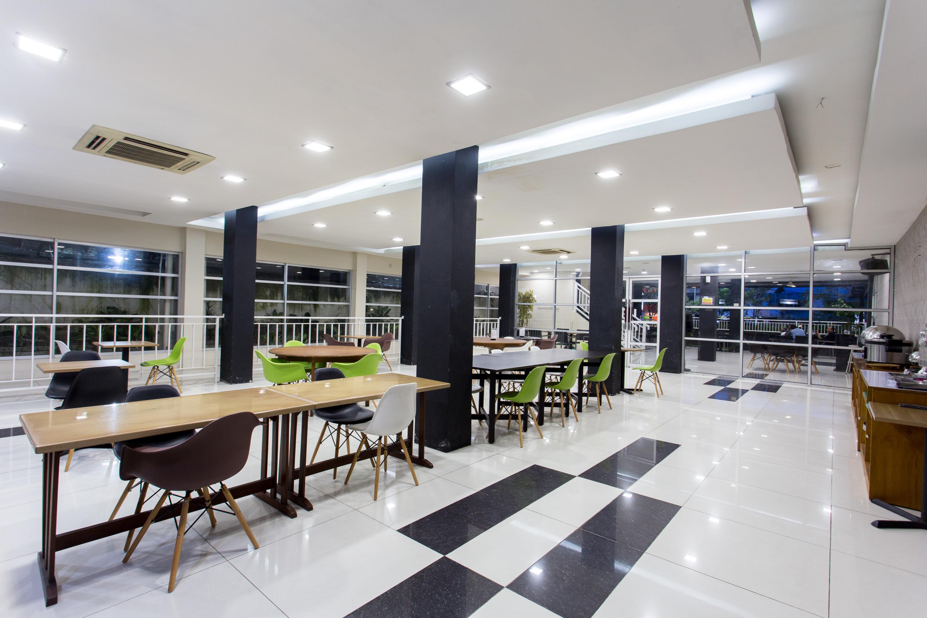 Capital O 769 City Hotel Balikpapan  Exterior foto